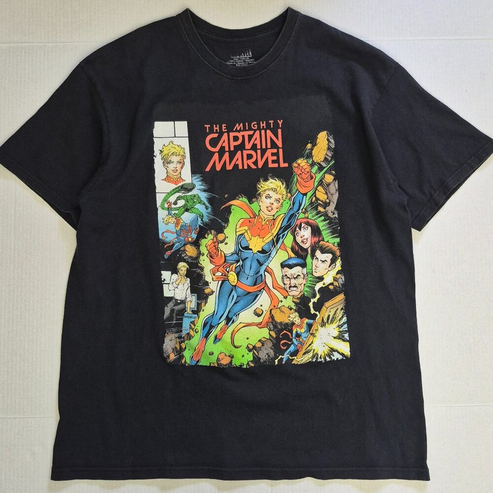 Vintage The Mighty Captain Marvel Graphic Tee 100% Cotton Size XL